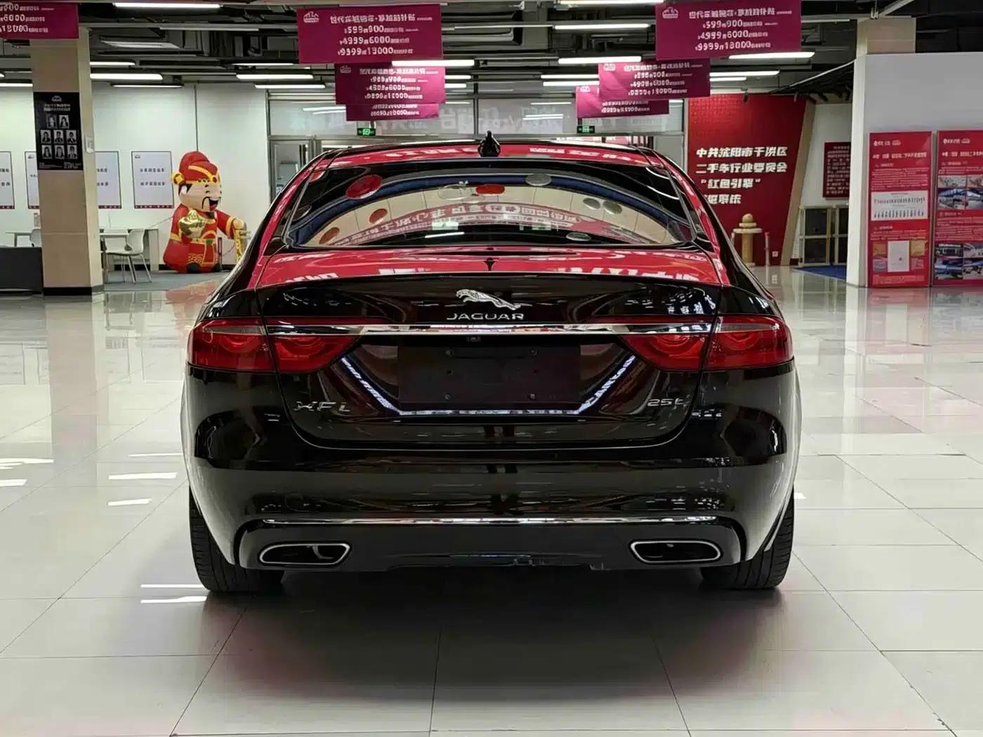 2018 Jaguar XFL 2.0T 250PS Luxury Edition — миниатюра 8