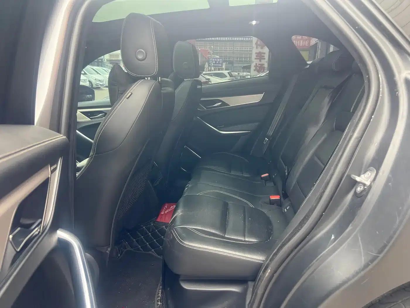2021 Jaguar F-PACE 250PS R-Dynamic SE — миниатюра 11
