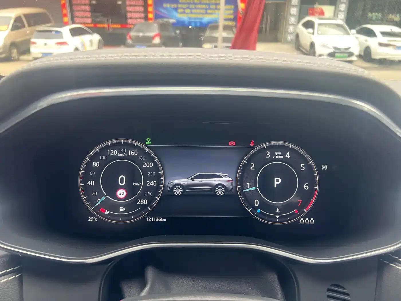 2021 Jaguar F-PACE 250PS R-Dynamic SE — миниатюра 12