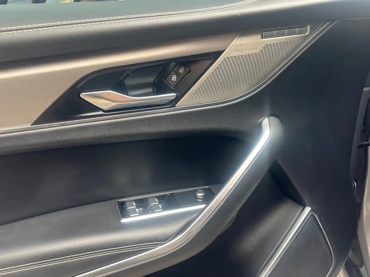 2021 Jaguar F-PACE 250PS R-Dynamic SE — миниатюра 10