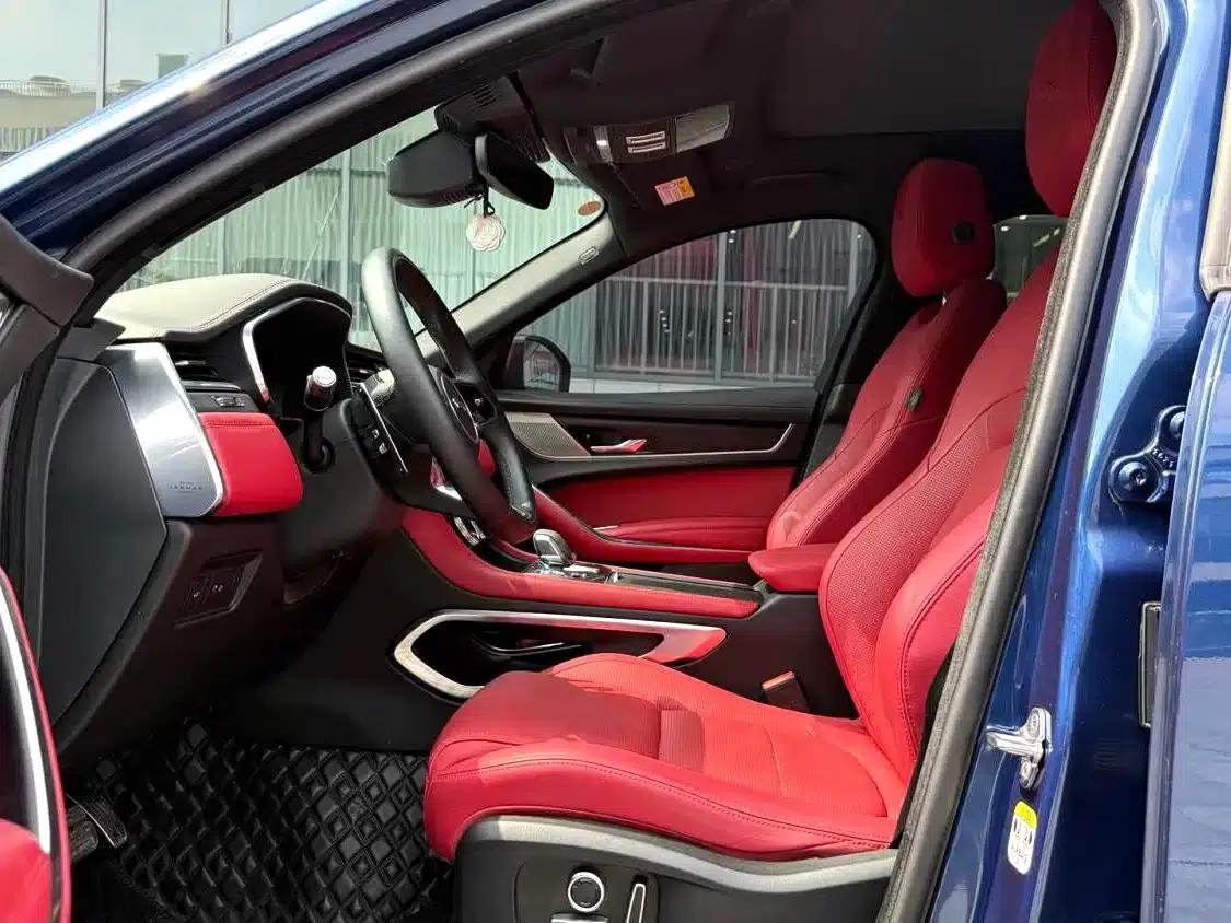 2022 Jaguar F-PACE P250 R-Dynamic BLACK — миниатюра 4