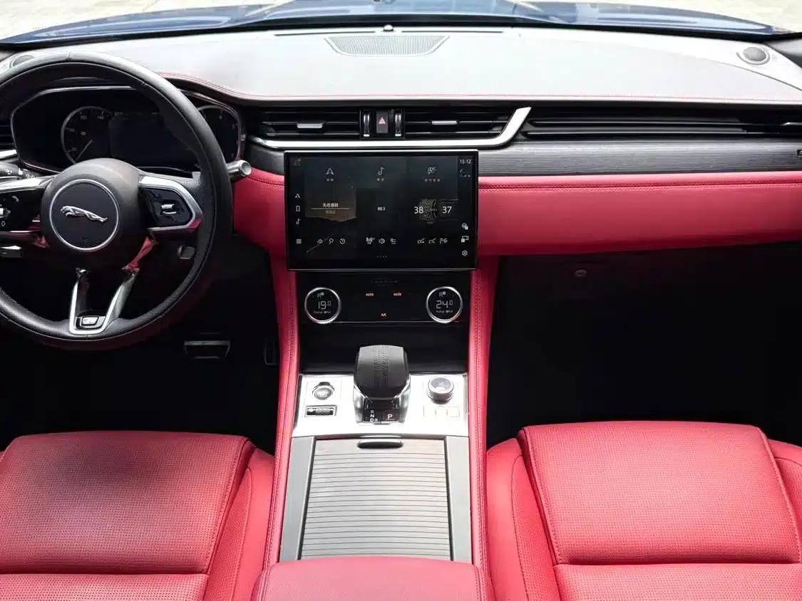 2022 Jaguar F-PACE P250 R-Dynamic BLACK — миниатюра 7