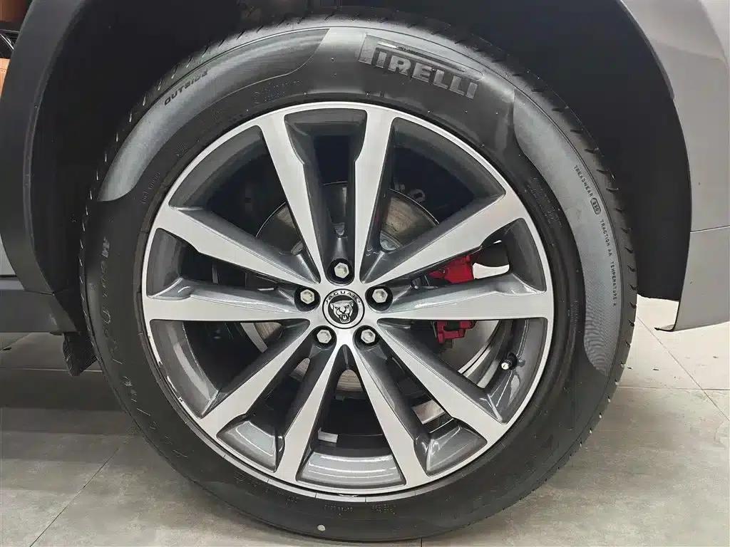2024 Jaguar F-PACE P250 R-Dynamic SE — миниатюра 13