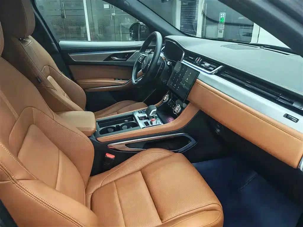2024 Jaguar F-PACE P250 R-Dynamic SE — миниатюра 18