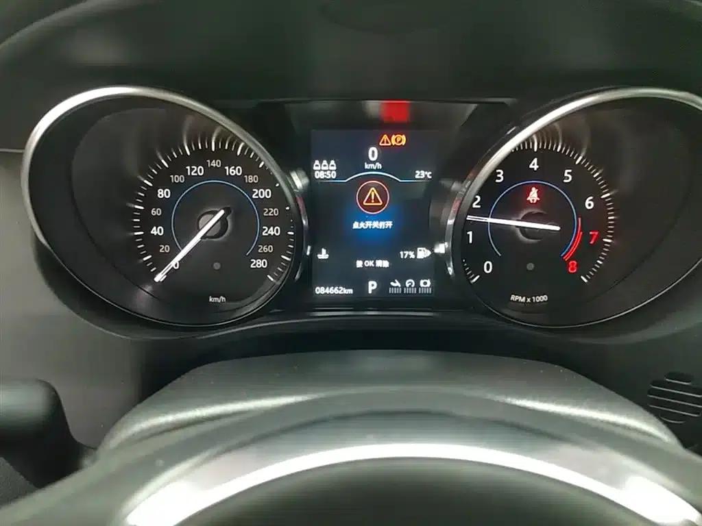 Jaguar F-PACE 2019 2.0T AWD Urban Luxury Edition — миниатюра 12
