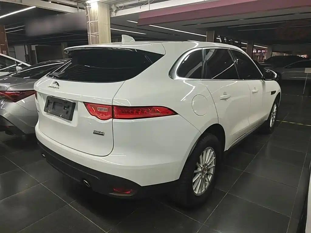 Jaguar F-PACE 2019 2.0T AWD Urban Luxury Edition — миниатюра 7