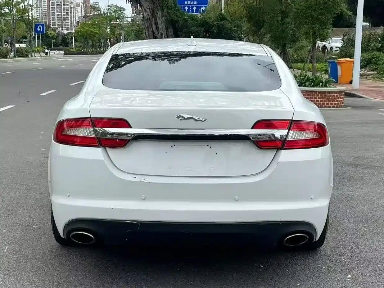 Jaguar XF 2015 XF 2.0T Elegance Edition — миниатюра 8
