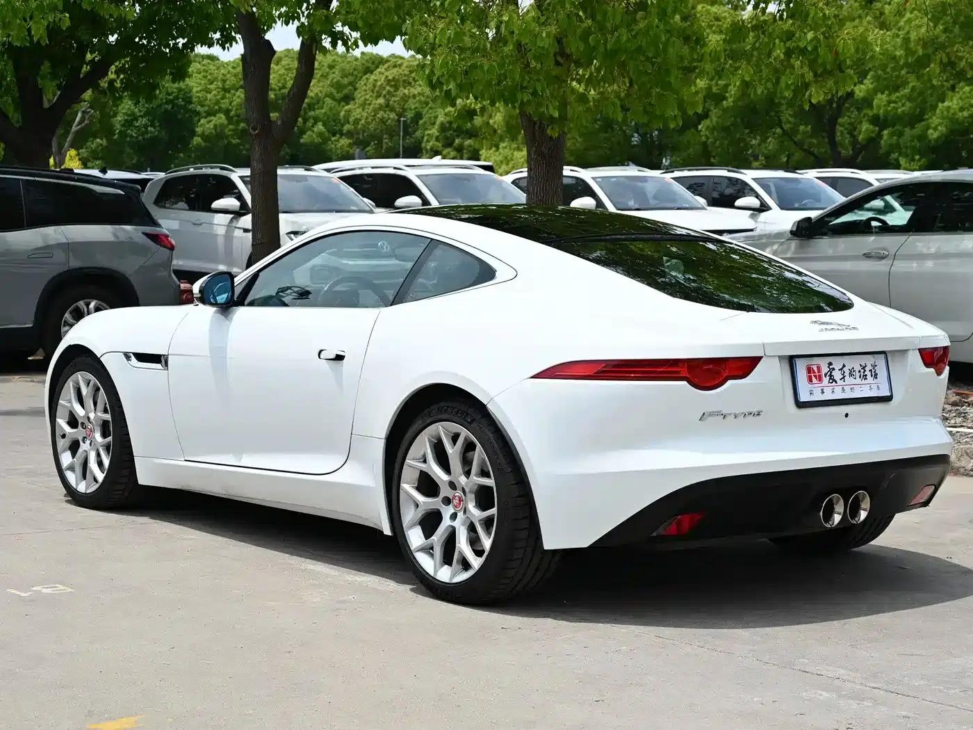 Jaguar F-TYPE 2015 3.0 SC Hardtop — миниатюра 2
