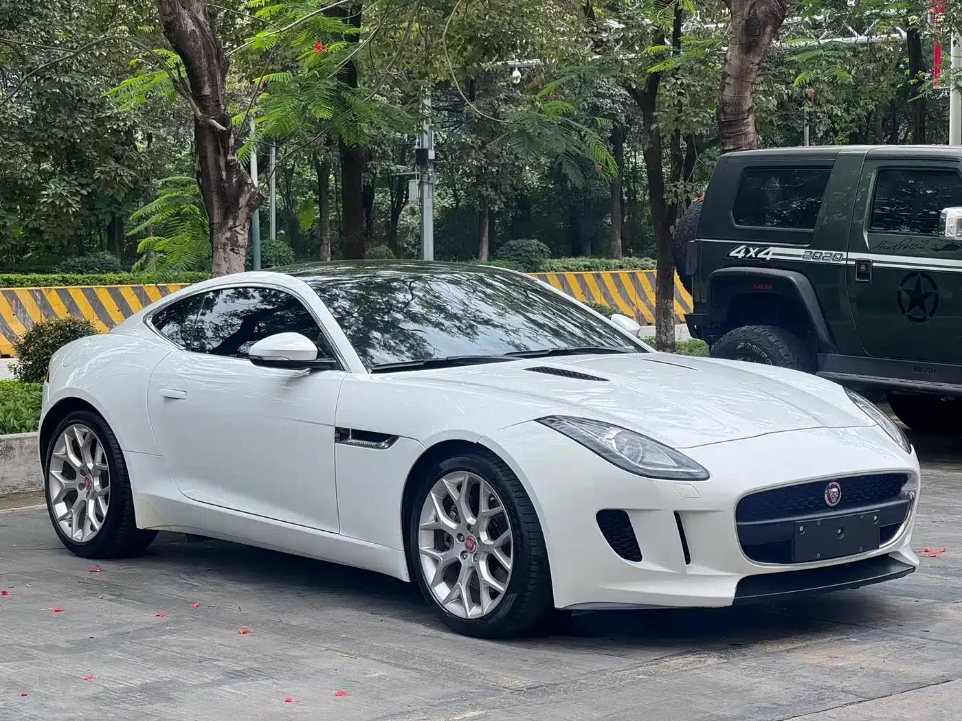 Jaguar F-TYPE 2016 3.0 SC Hardtop — миниатюра 3