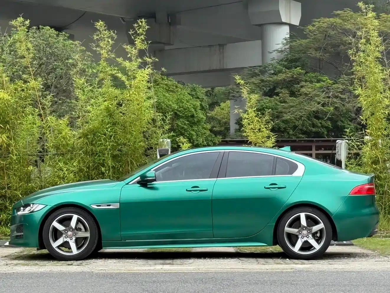 Jaguar XE 2015 2.0T 200PS R-Sport — миниатюра 4