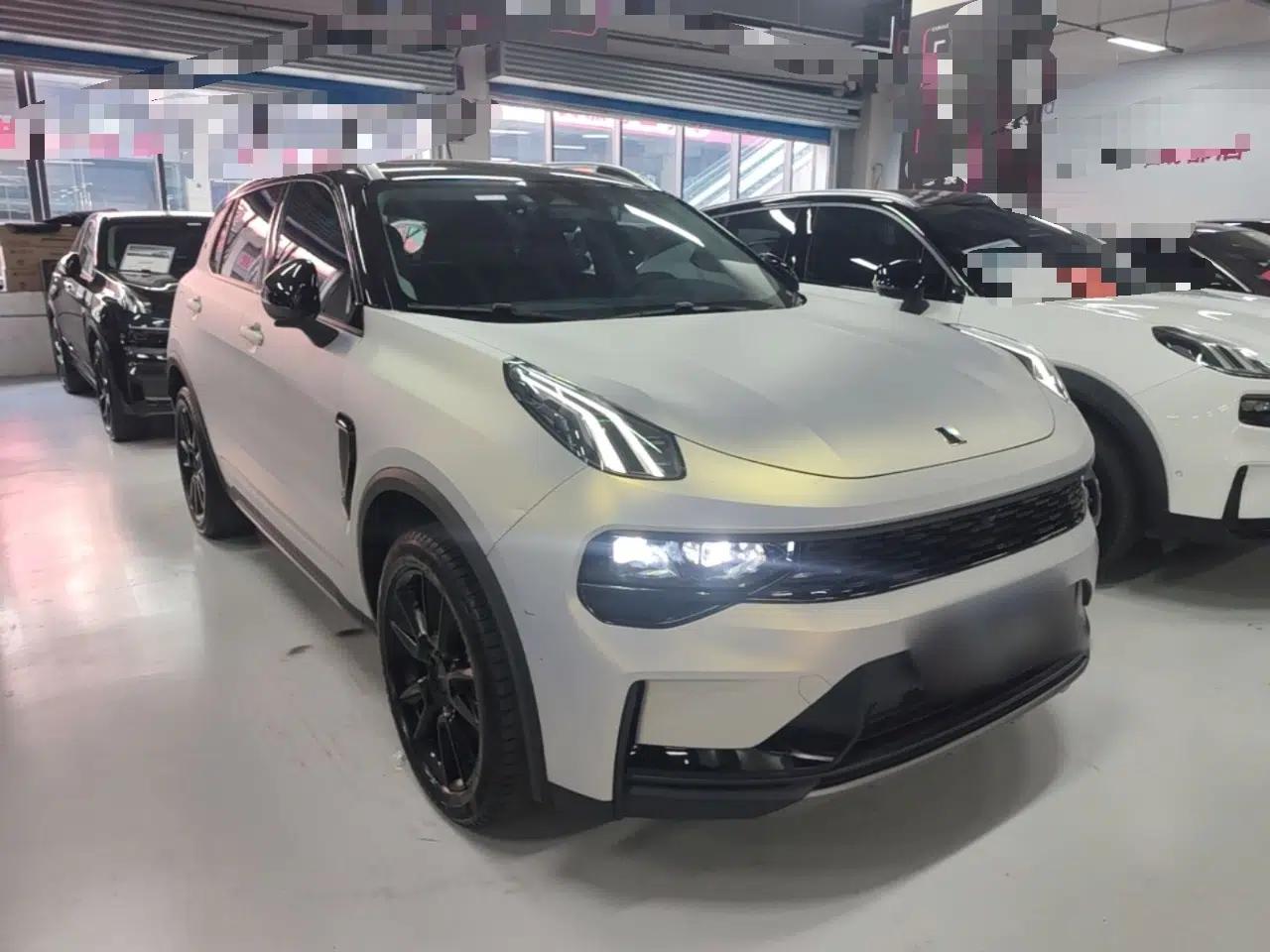 Lynk & Co 01 2023 2.0TD Two-Wheel Drive Pro Trim — миниатюра 3