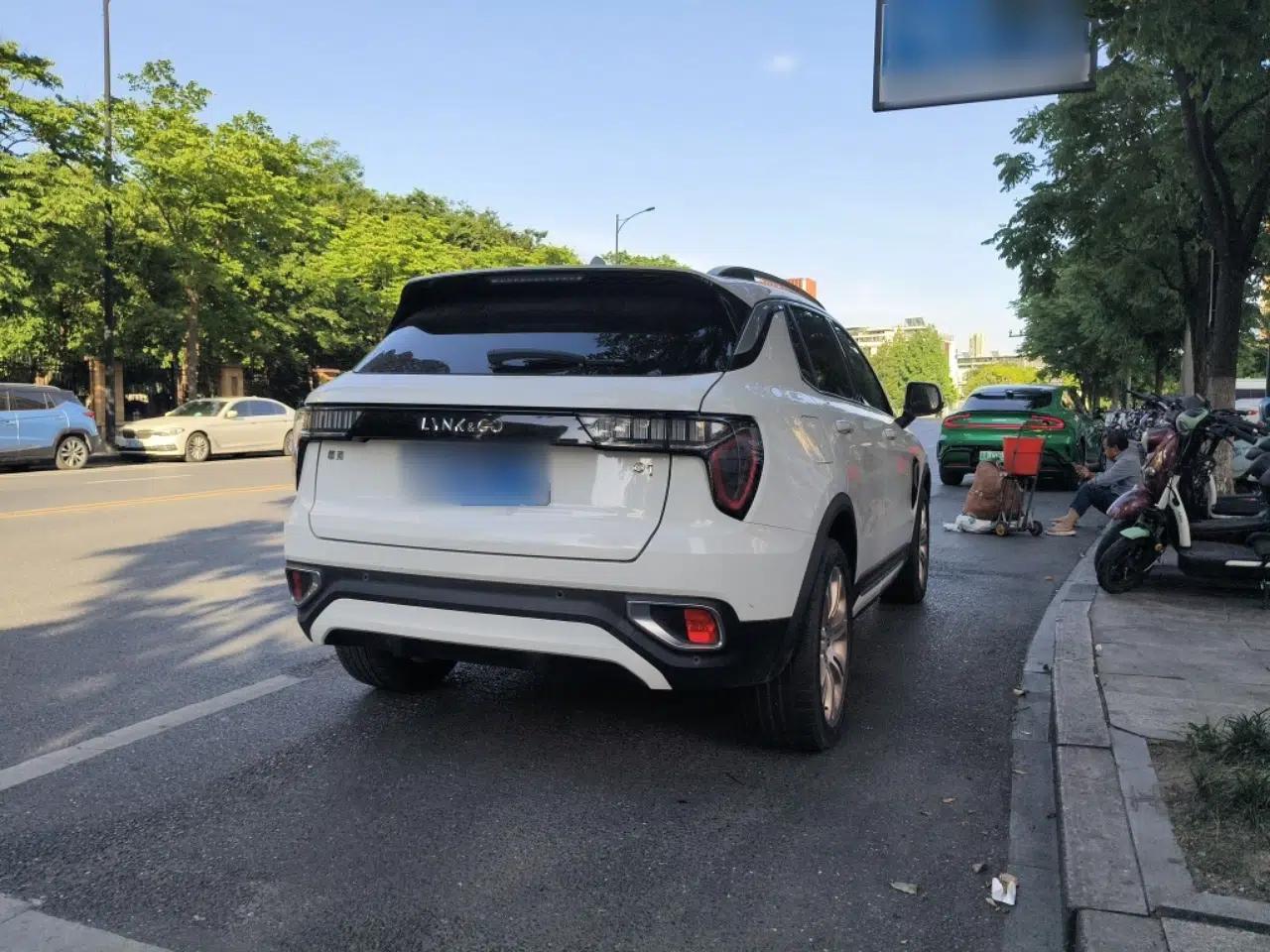 Lynk & Co 01 2019 2.0T Two-Wheel-Drive Pro Version China V Standard — миниатюра 5