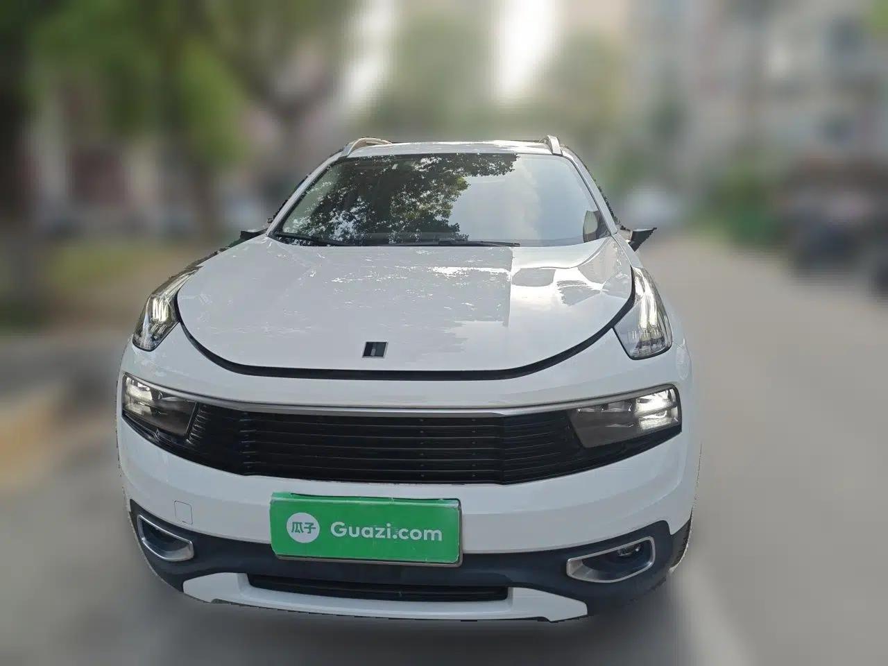 Lynk & Co 01 2018 2.0T Two-Wheel-Drive + Version — миниатюра 2