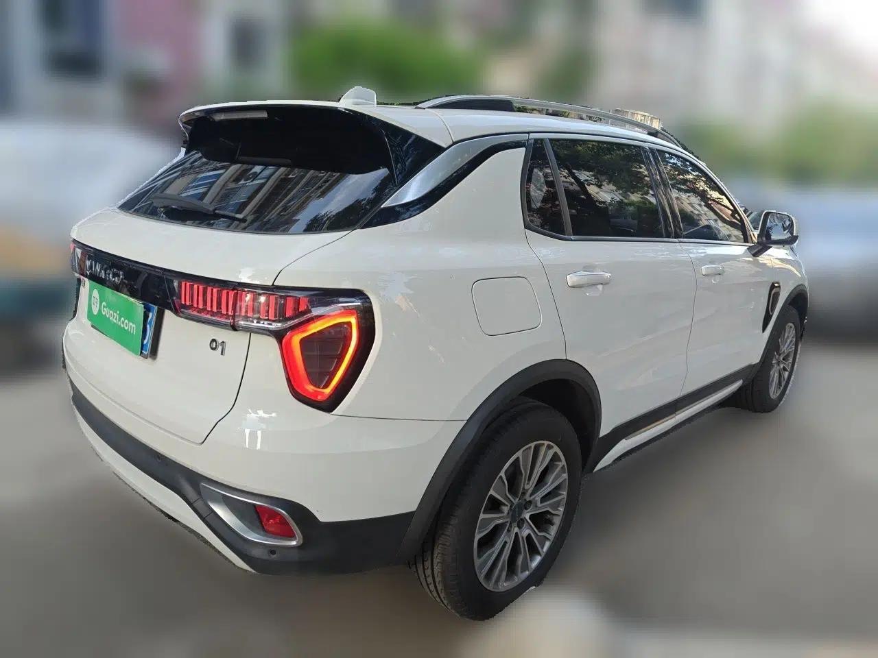 Lynk & Co 01 2018 2.0T Two-Wheel-Drive + Version — миниатюра 6