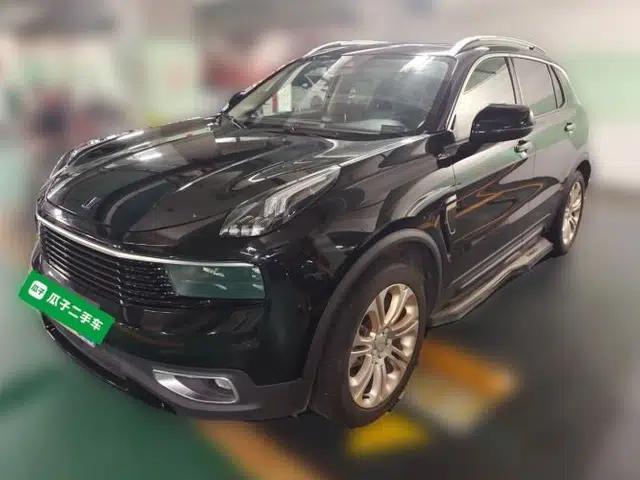Lynk & Co 01 2017 2.0T Two-Wheel Drive Pro Edition