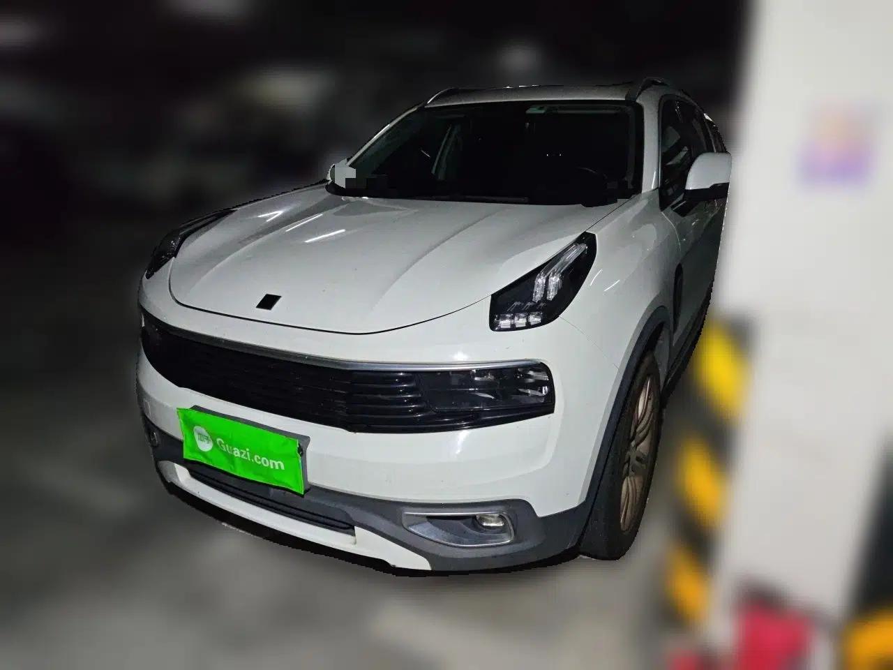 Lynk & Co 01 2017 2.0T Two-Wheel Drive Pro Edition — миниатюра 1