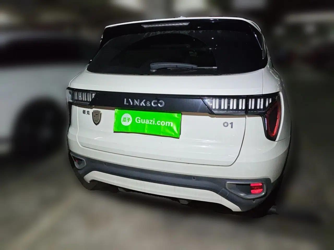 Lynk & Co 01 2017 2.0T Two-Wheel Drive Pro Edition — миниатюра 5