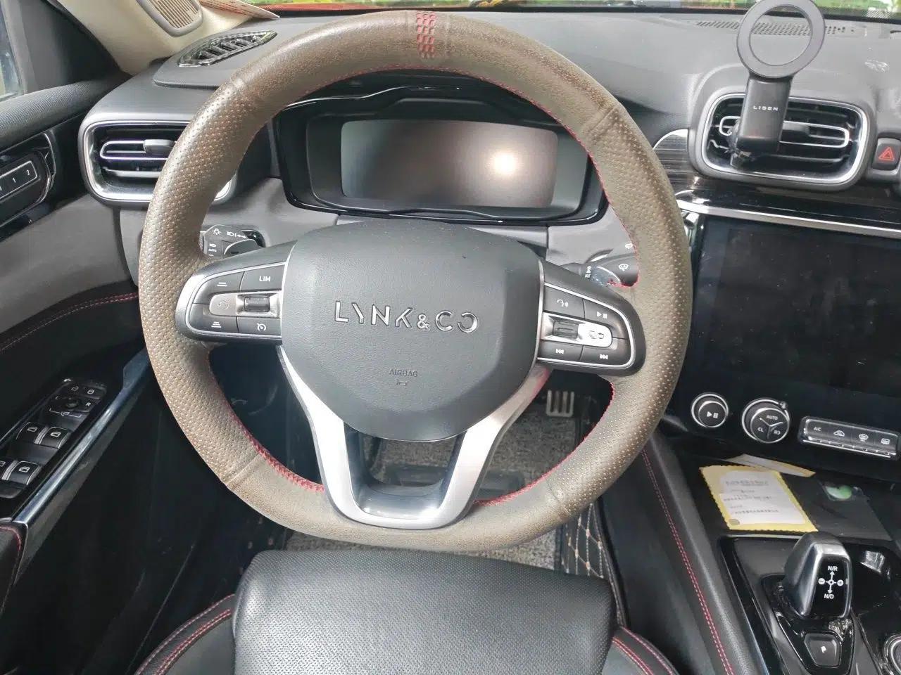 Lynk & Co 02 2018 2.0T DCT 4x4 Sport Pro Edition China V Standard — миниатюра 11