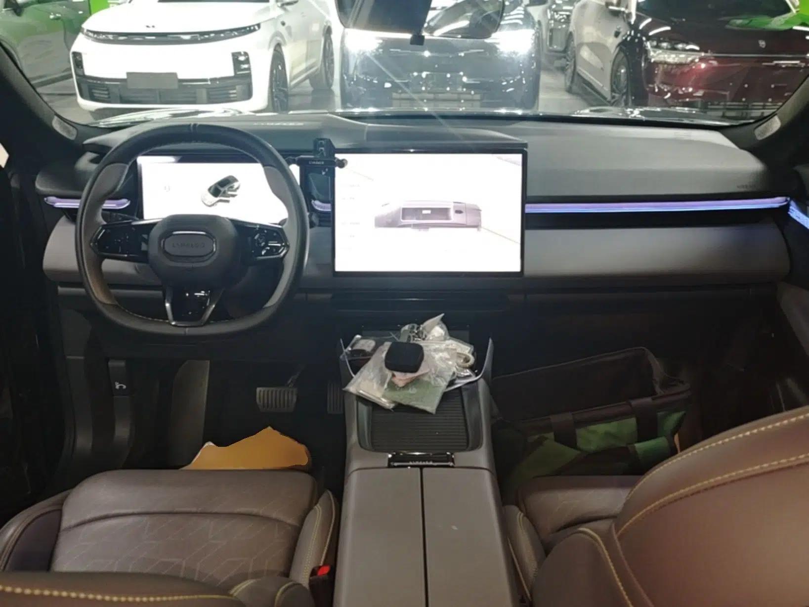Lynk & Co 08 EM-P 2025 120km Long-Range Plus — миниатюра 13
