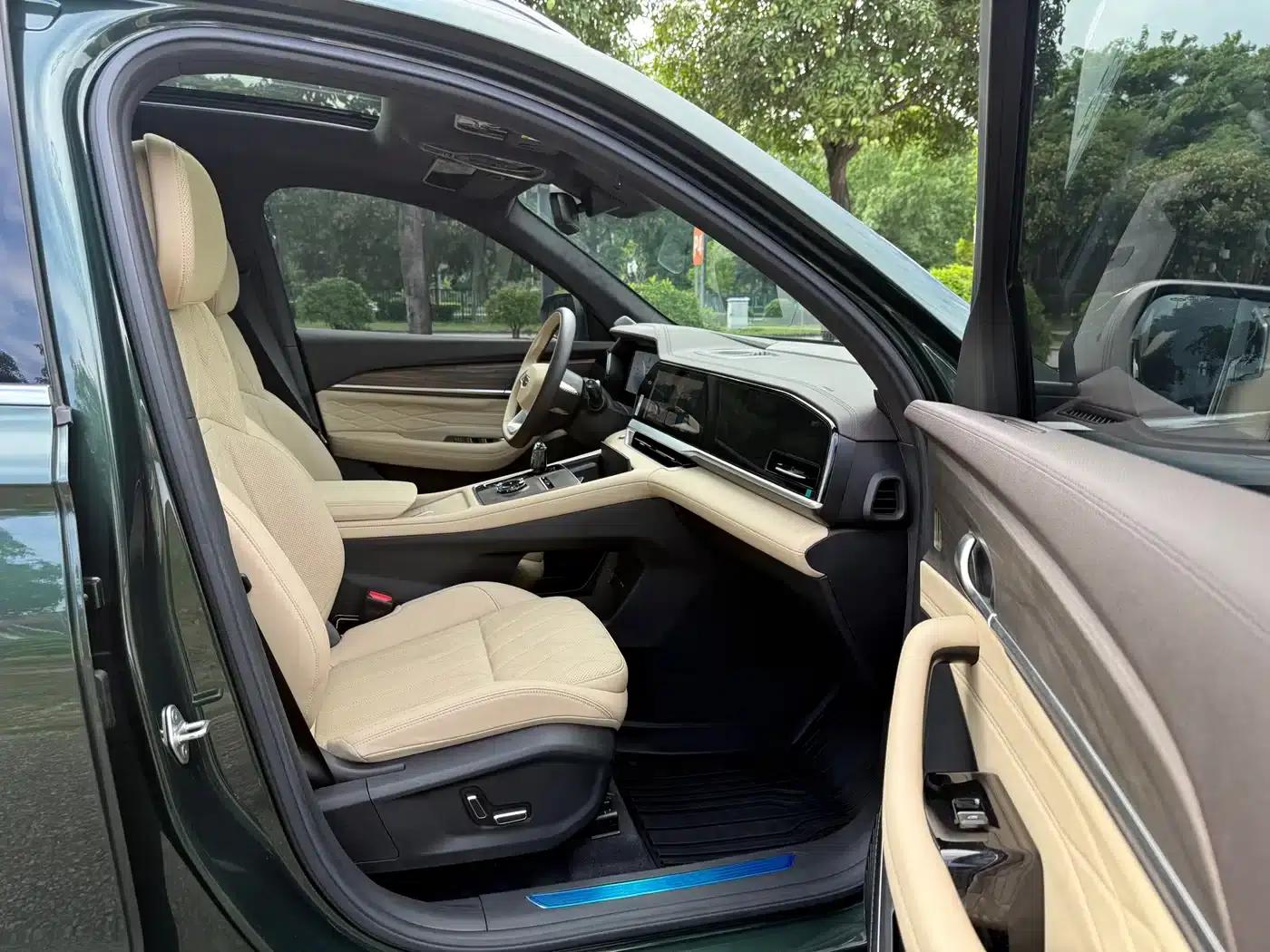 Geely Xingyue L 2025 Oriental Radiance 2.0TD Automatic 4WD Moon Gazing Edition — миниатюра 12
