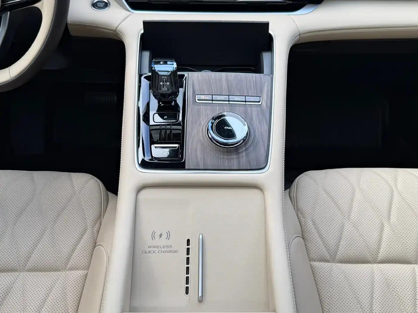 Geely Xingyue L 2025 Oriental Radiance 2.0TD Automatic 4WD Moon Gazing Edition — миниатюра 18