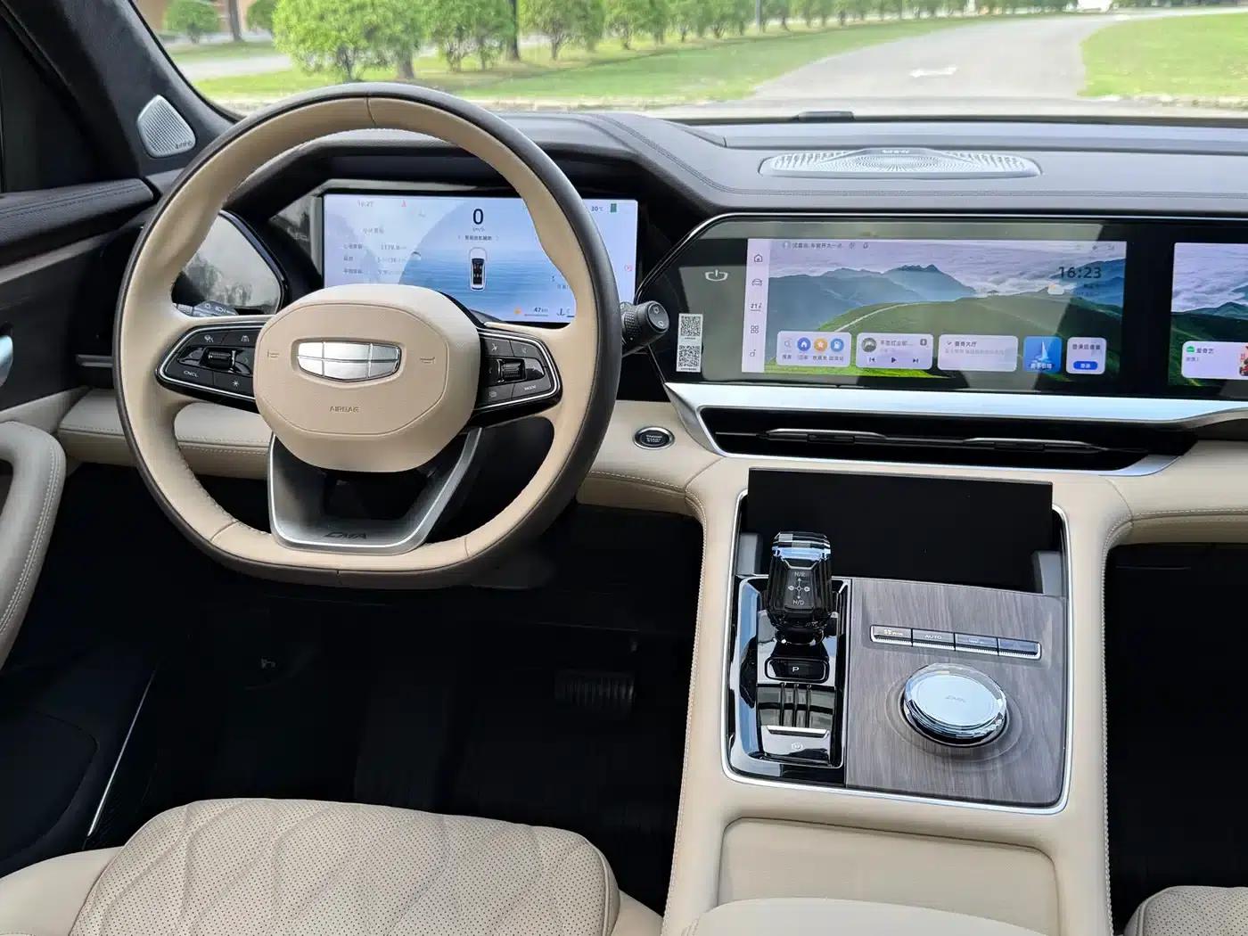 Geely Xingyue L 2025 Oriental Radiance 2.0TD Automatic 4WD Moon Gazing Edition — миниатюра 21
