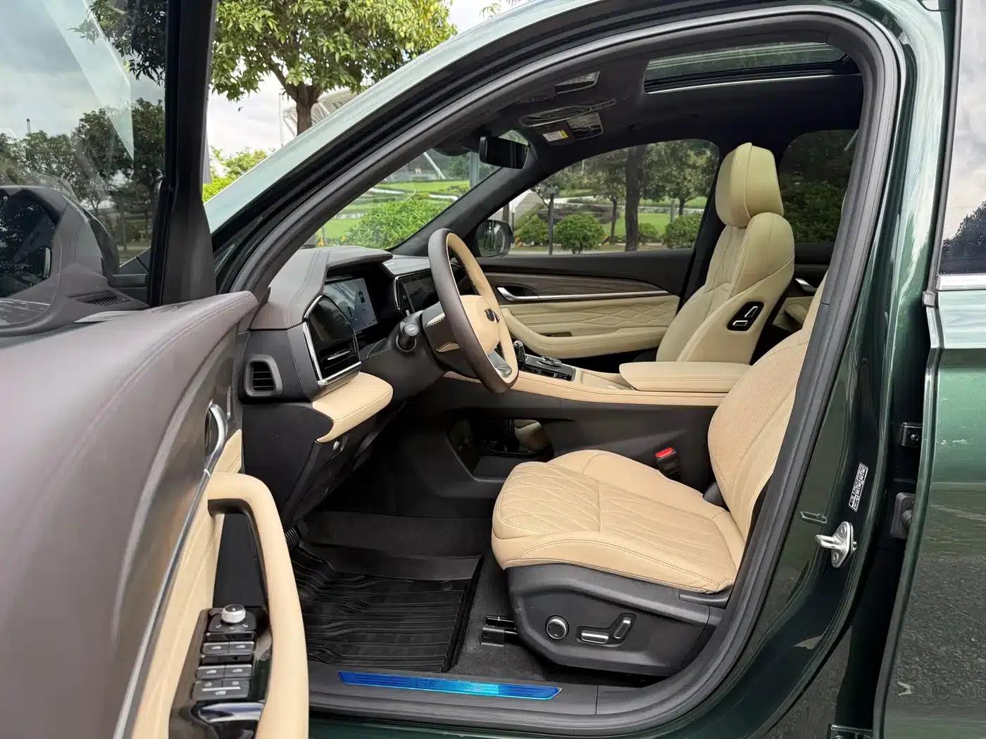 Geely Xingyue L 2025 Oriental Radiance 2.0TD Automatic 4WD Moon Gazing Edition — миниатюра 10