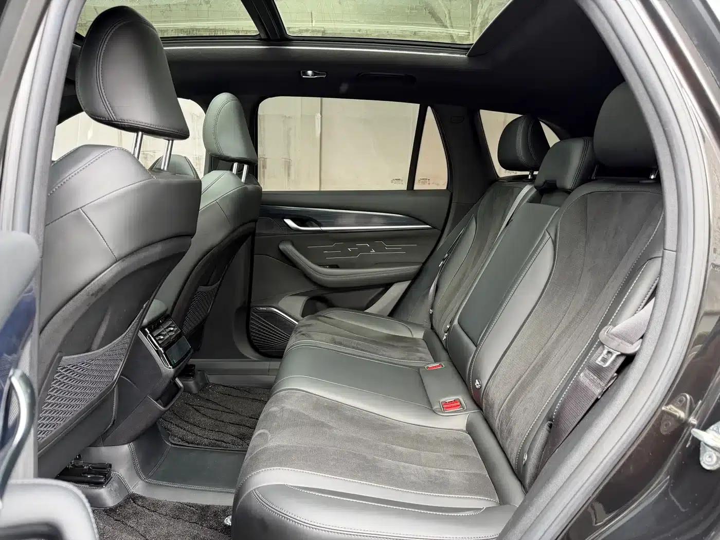 Geely Xingyue L 2024 2.0TD High-Power Automatic Two-Wheel Drive Sky Edition — миниатюра 13