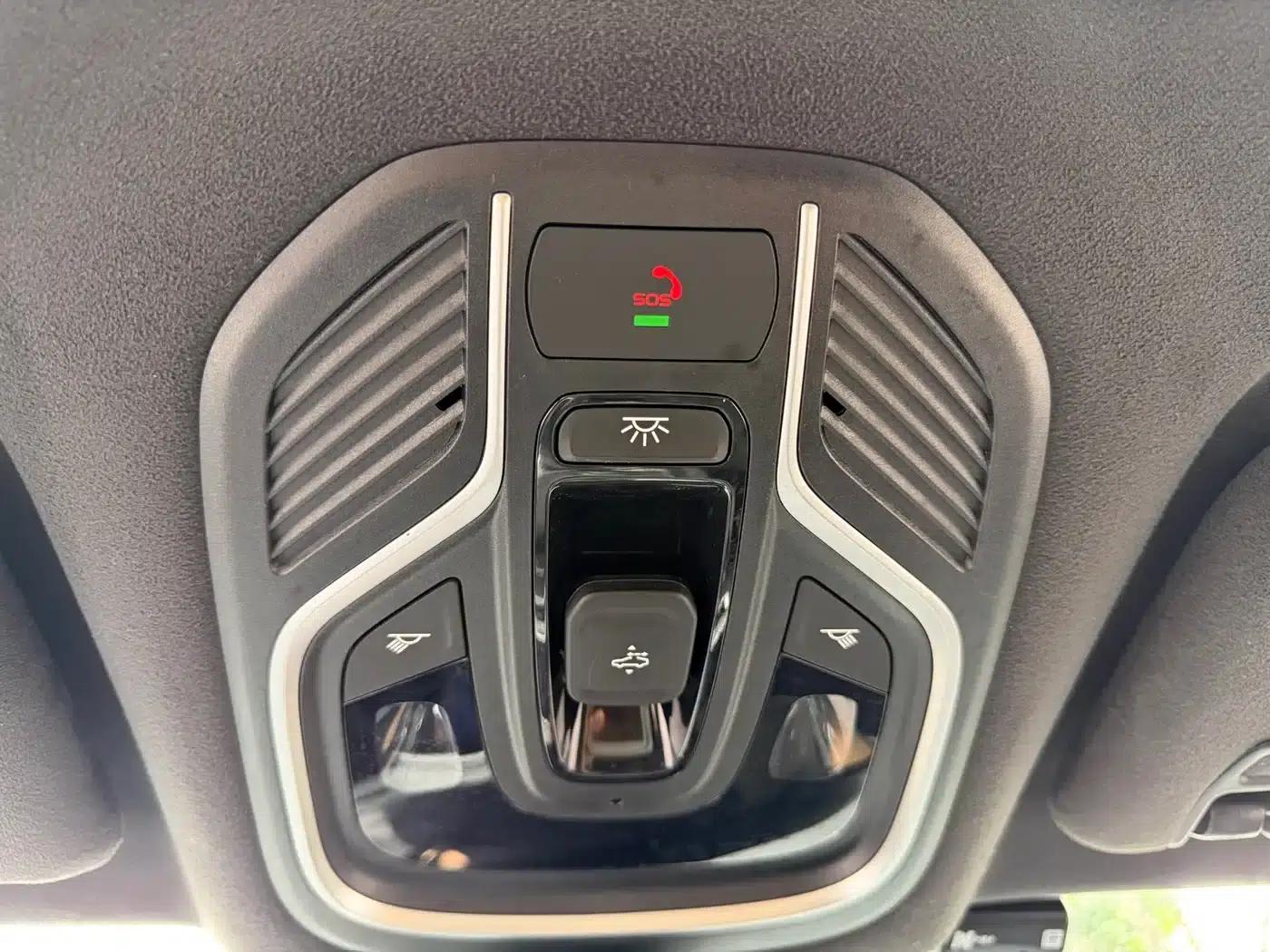 Geely Xingyue L 2024 2.0TD High-Power Automatic Two-Wheel Drive Sky Edition — миниатюра 26