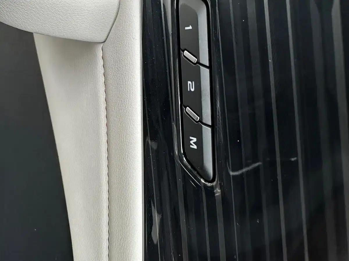 Geely Xingyue L 2021 2.0TD DCT EVO 2WD Premium Edition — миниатюра 10