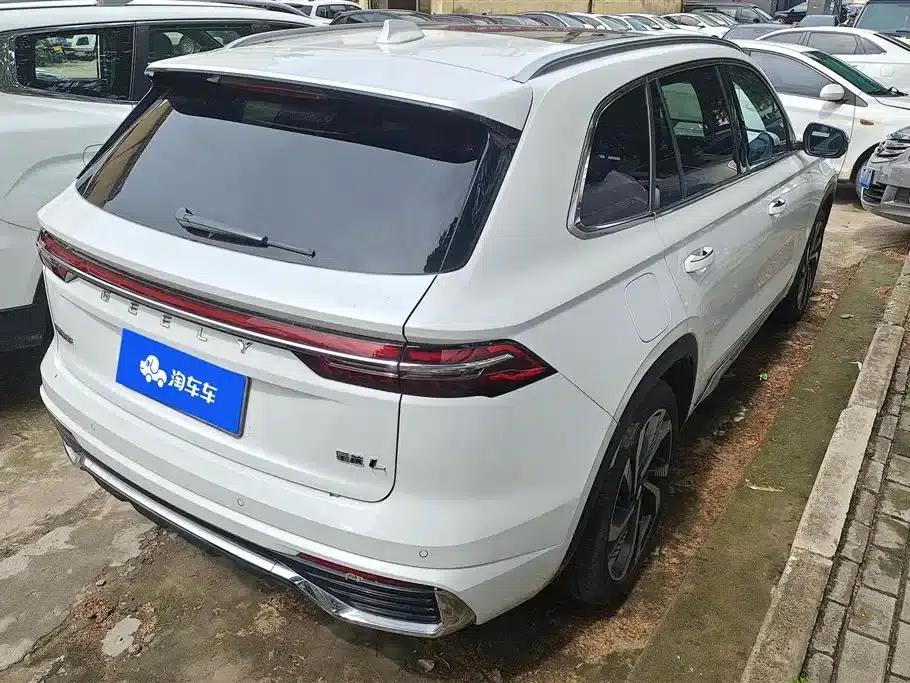 Geely Xingyue L 2024 2.0TD High-Power Automatic Two-Wheel Drive Sky Edition — миниатюра 3
