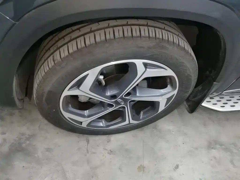 Geely Xingyue L 2024 2.0TD DCT EVO 2WD Long Wind Edition — миниатюра 23
