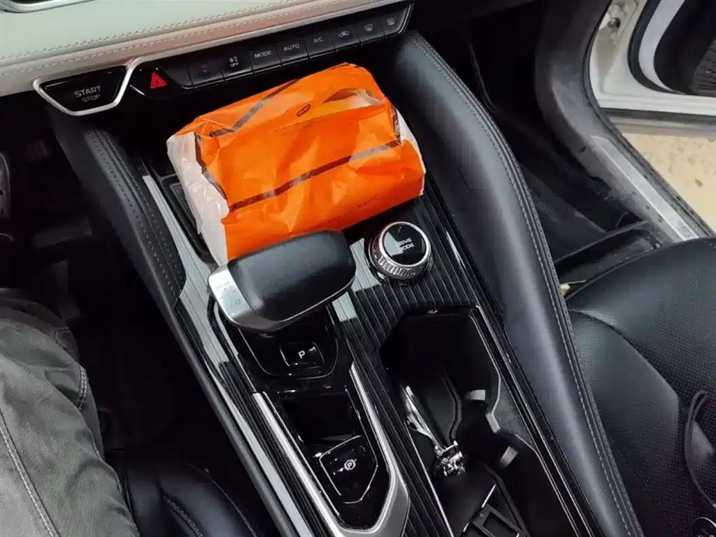 Geely Xingyue L 2023 2.0TD High-Power Automatic Two-Wheel Drive Flagship Edition — миниатюра 14