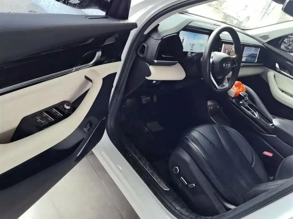 Geely Xingyue L 2023 2.0TD High-Power Automatic Two-Wheel Drive Flagship Edition — миниатюра 16