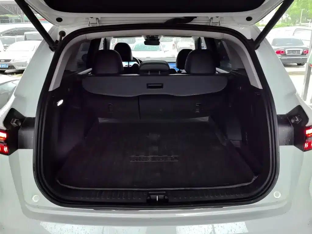 Geely Xingyue L 2023 2.0TD High-Power Automatic Two-Wheel Drive Flagship Edition — миниатюра 19
