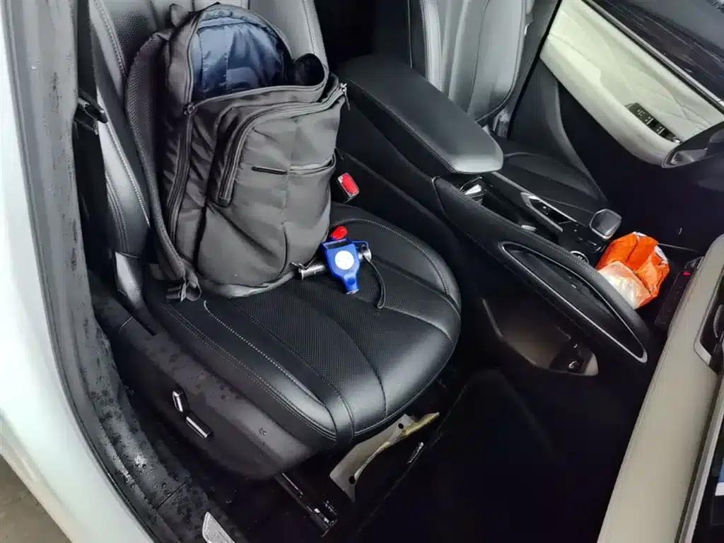 Geely Xingyue L 2023 2.0TD High-Power Automatic Two-Wheel Drive Flagship Edition — миниатюра 25