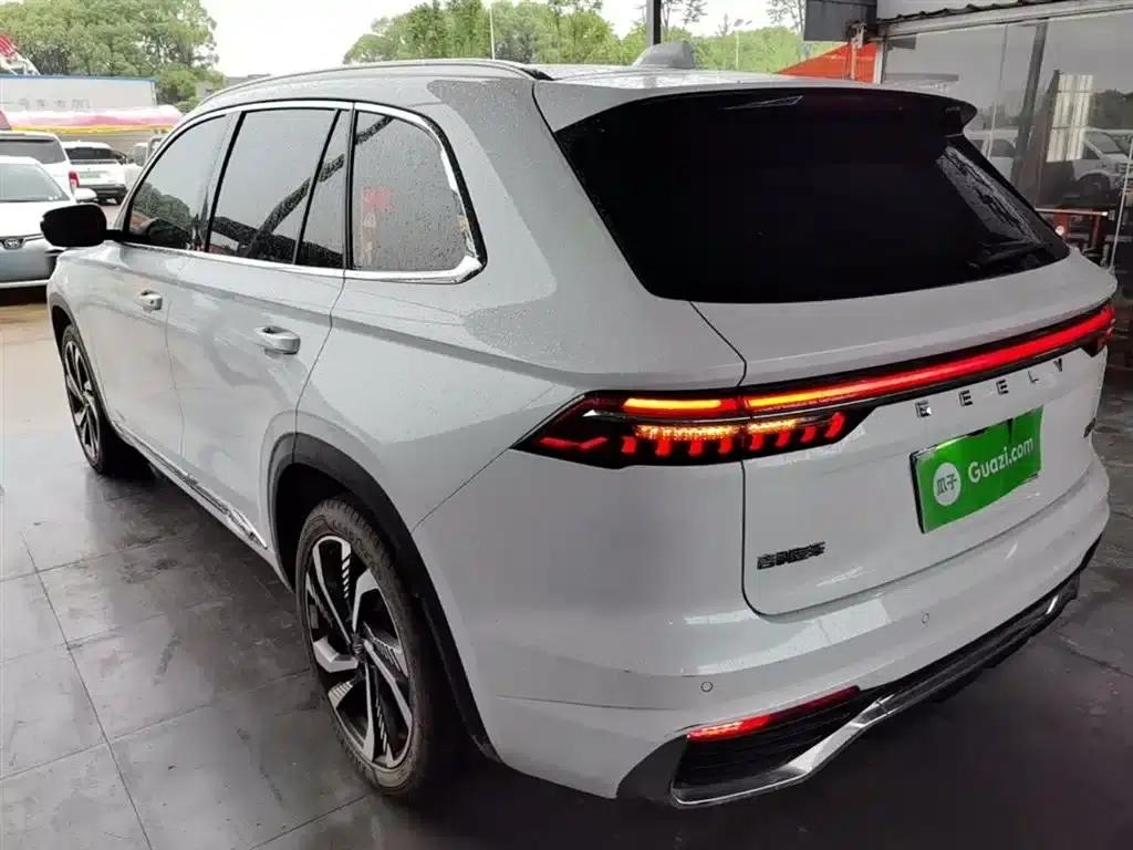 Geely Xingyue L 2023 2.0TD High-Power Automatic Two-Wheel Drive Flagship Edition — миниатюра 5