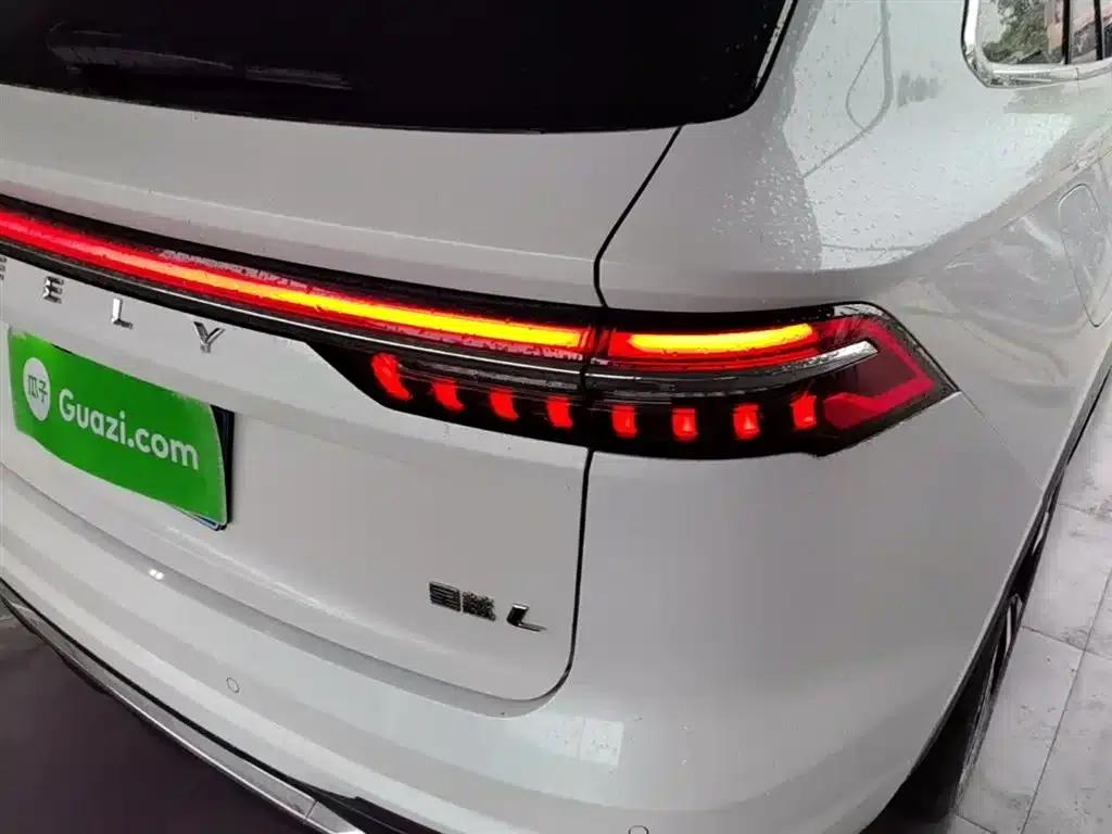 Geely Xingyue L 2023 2.0TD High-Power Automatic Two-Wheel Drive Flagship Edition — миниатюра 8