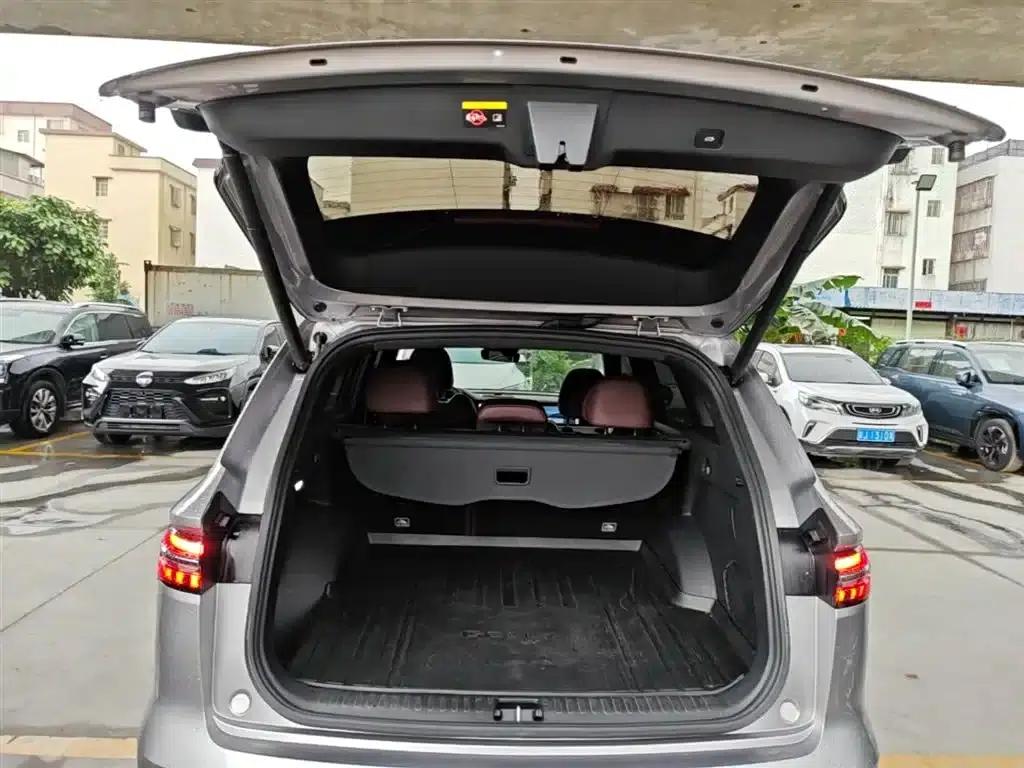 Geely Xingyue L 2021 2.0TD High-Power Automatic Four-Wheel Drive Premium Edition — миниатюра 19
