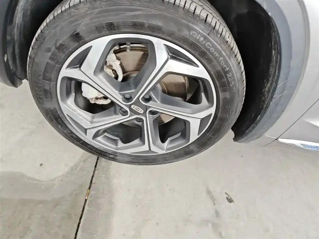 Geely Xingyue L 2021 2.0TD High-Power Automatic Four-Wheel Drive Premium Edition — миниатюра 23