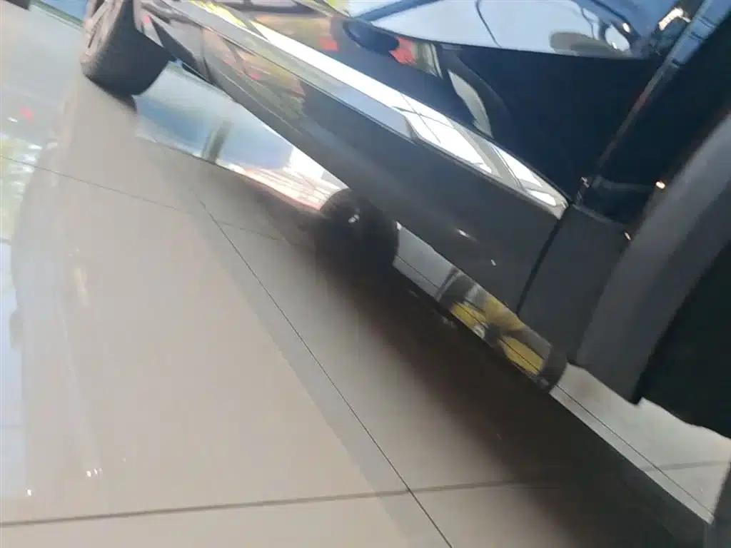 Geely Xingyue L 2023 2.0TD High-Power Automatic Two-Wheel Drive Flagship Edition — миниатюра 19