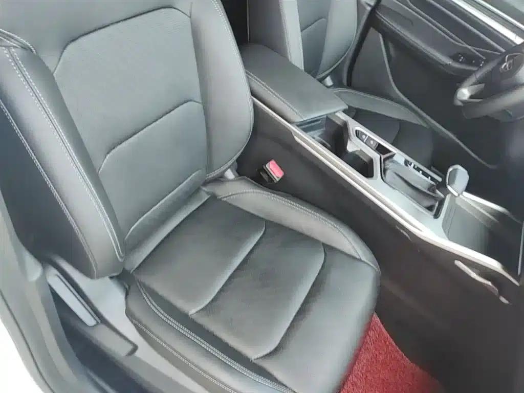 Geely Emgrand 2023 4th Generation Champion Edition 1.5L CVT Luxury — миниатюра 25