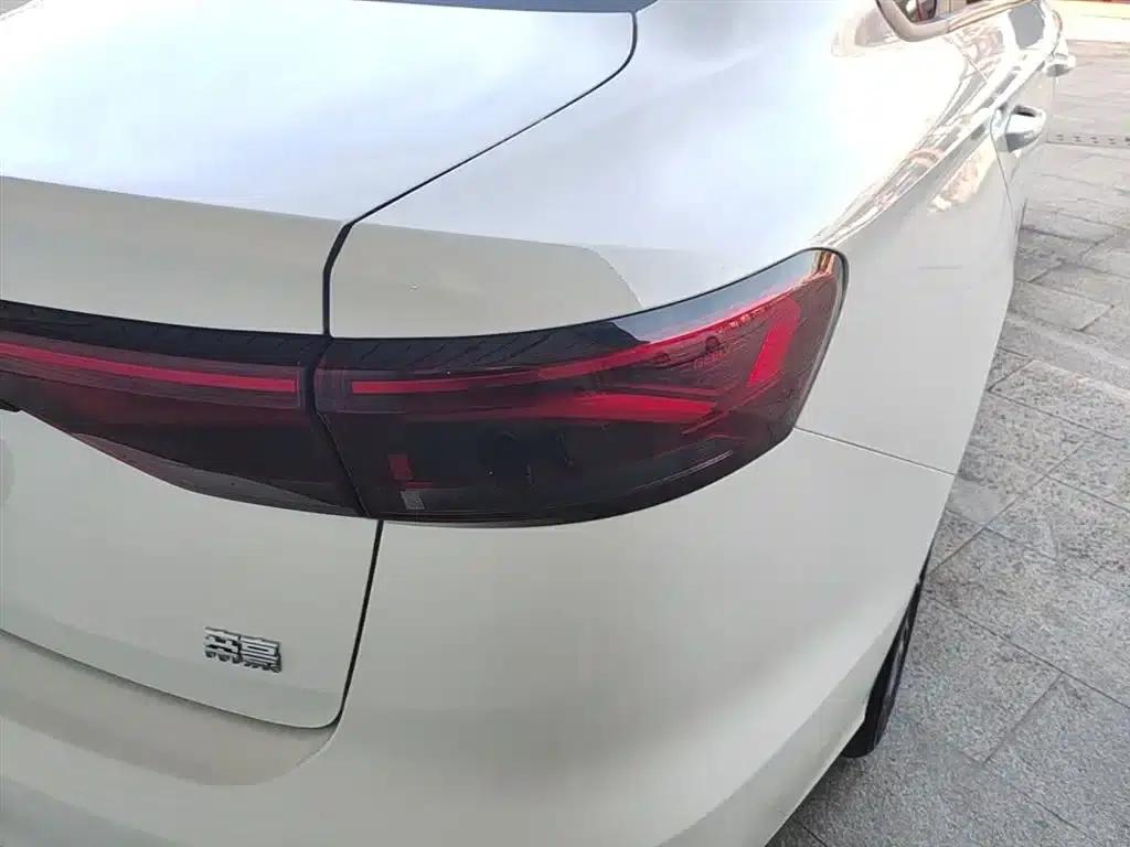 Geely Emgrand 2023 4th Generation Champion Edition 1.5L CVT Luxury — миниатюра 8