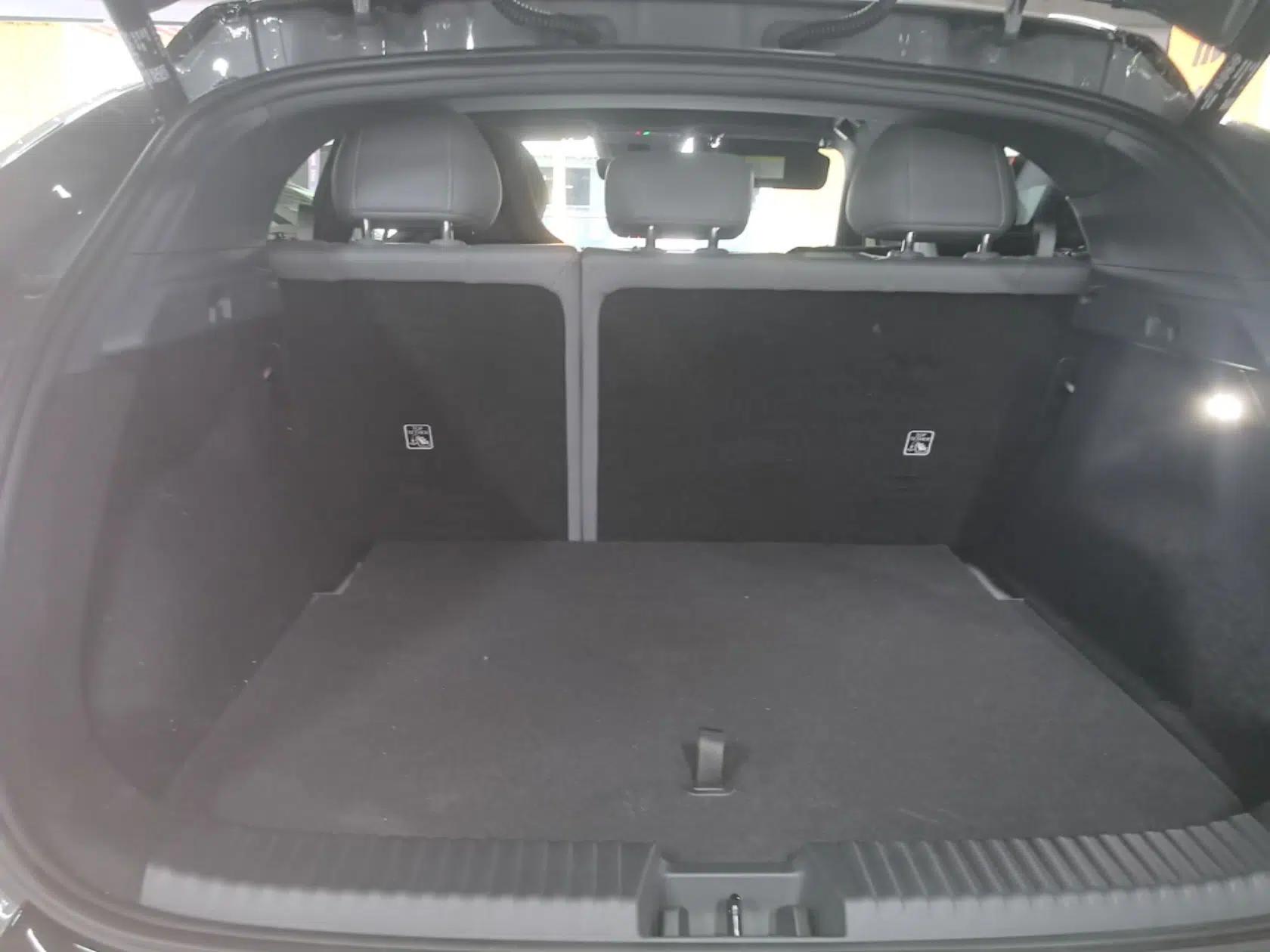 Lynk & Co Z20 2025 530 km Range Rear-Wheel Drive Pro — миниатюра 22