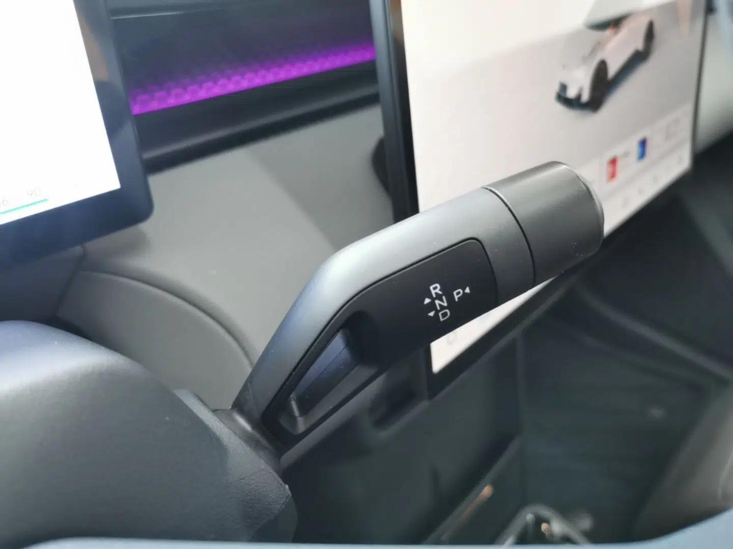 Lynk & Co Z20 2025 530 km Range Rear-Wheel Drive Max — миниатюра 17