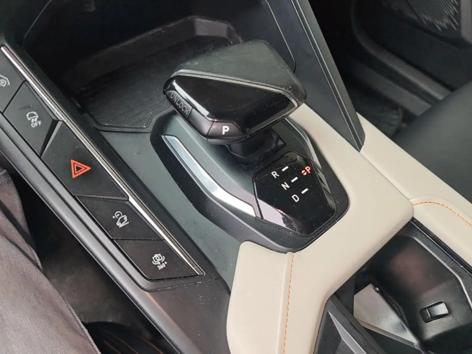 Lynk & Co 06 EM-P 2020 PHEV Plus — миниатюра 17
