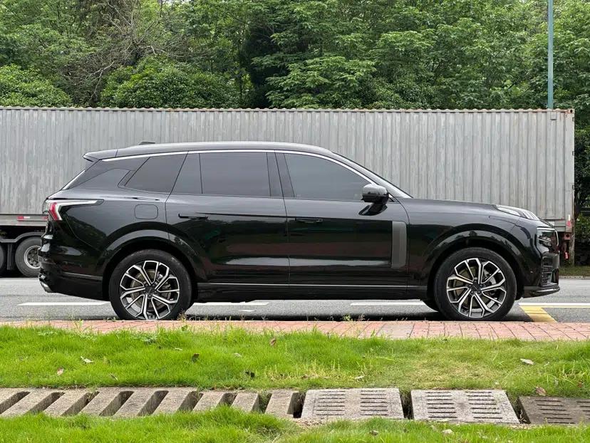Lynk & Co 09 2024 2.0T Four-Wheel Drive Sport Edition Five Seats — миниатюра 5
