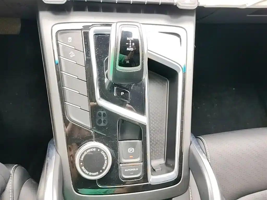 Geely Boyue 2022 Model Boyue X 1.8TD DCT Smart Edition — миниатюра 14