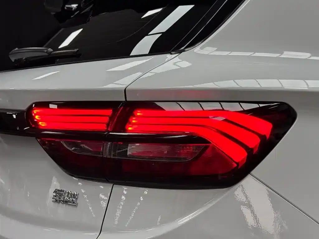 Geely Binyue 2021 1.4T DCT Diamond Edition — миниатюра 21