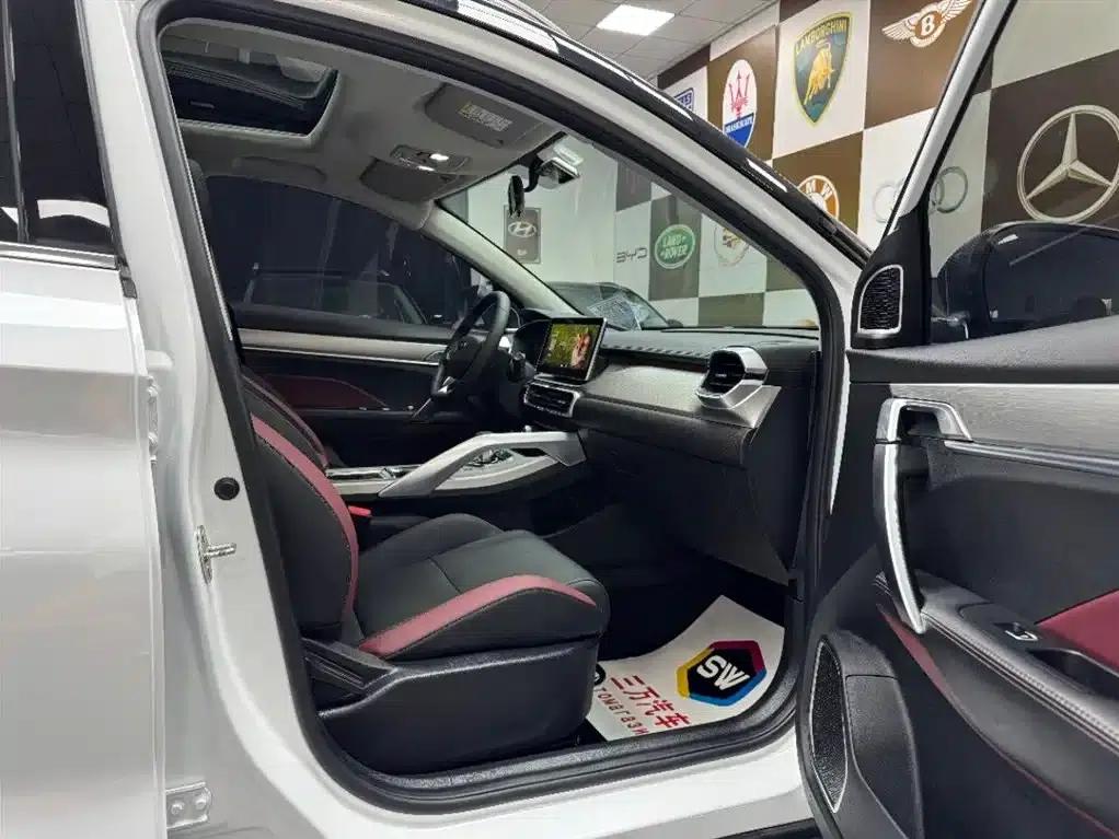 Geely Binyue 2021 1.4T DCT Diamond Edition — миниатюра 10
